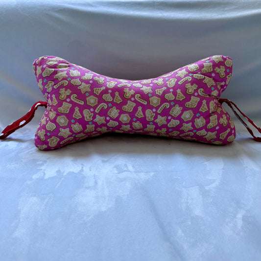 Squiggle Pillow - Christmas Cookies on pink